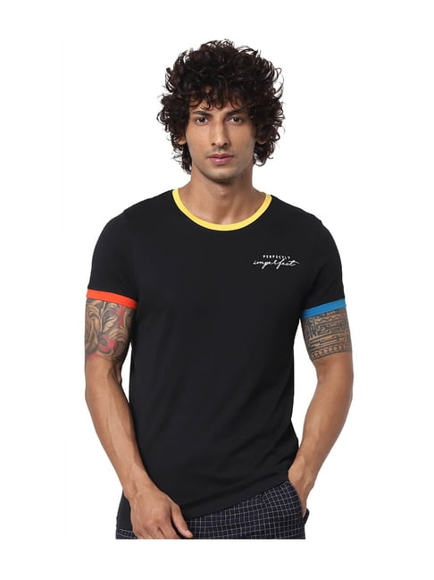 Jack & Jones Black Solid Round Neck T-Shirt