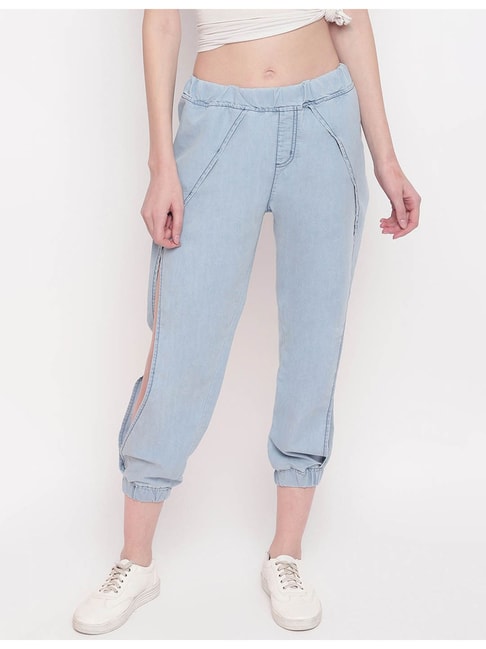 Cool Girl Chambray Joggers | Denim joggers outfit, Fashionista clothes,  Trendy outfits