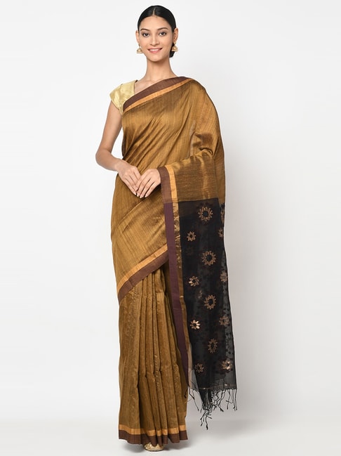 Fabindia Silk Matka Jamdani  Saree with Blouse Piece Price in India