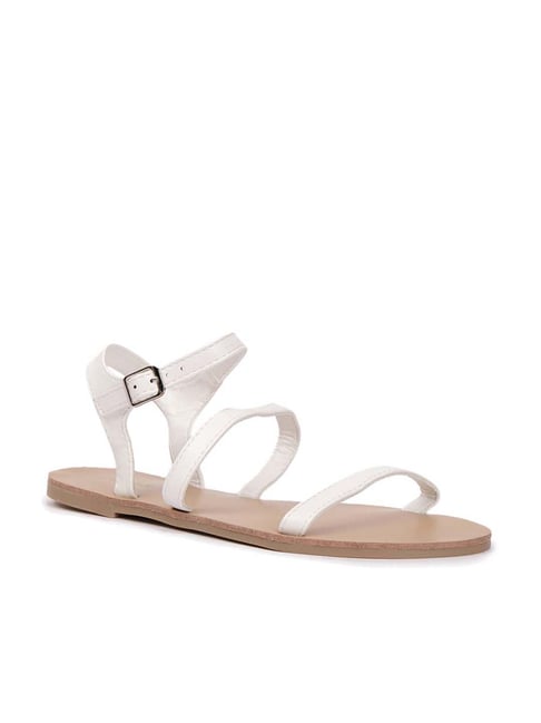 Forever 21 2025 white sandals