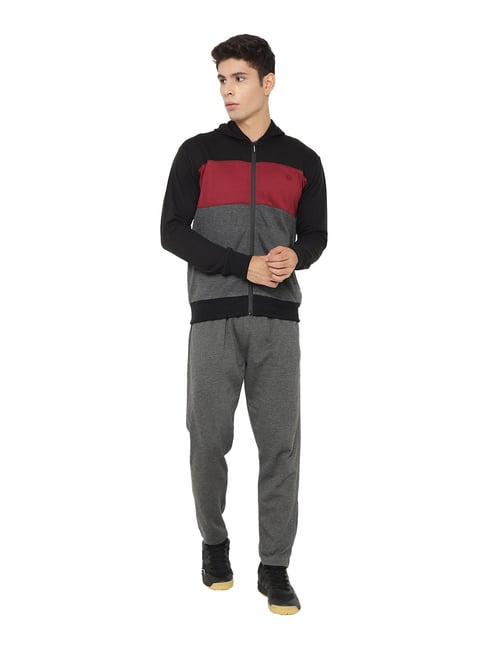 Nike tracksuit hot sale multicolor