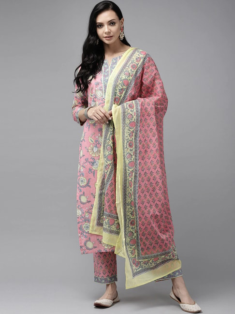 Yufta Pink Printed Kurta With Pant & Dupatta Price in India
