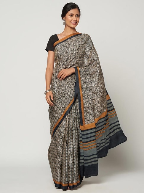 Fabindia Off-White & Black Printed Saree With Unstitched Blouse Price in India
