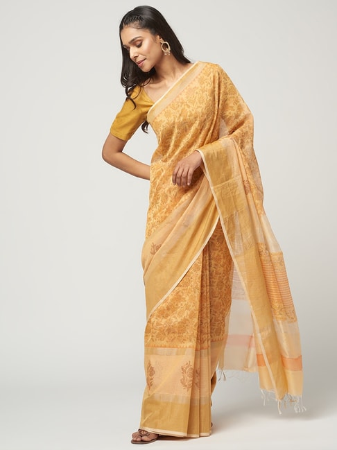 Fabindia Yellow Printed Saree With Unstitched Blouse Price in India