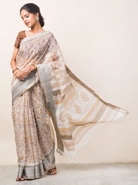 Fabindia White Printed Saree With Unstitched Blouse Price in India