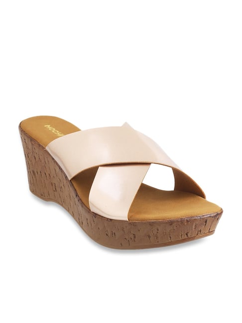 Mochi Women's Chikoo Gold Cross Strap Wedges-picture-23