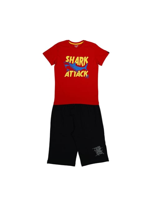 Gini & Jony Kids Red & Black Printed T-Shirt with Shorts