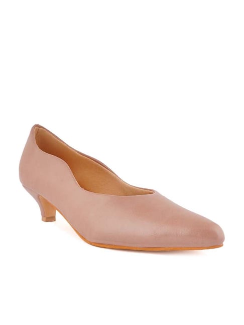 Scentra Women's Peach Casual Pumps