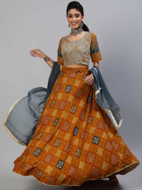 Buy Yellow Chanderi Embroidered Mirror Banarasi Floral Pattern Lehenga Set  For Women by Avnni Kapur Online at Aza Fashions.