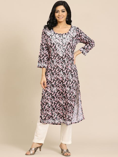 Saadgi Black Embroidered Straight Kurta