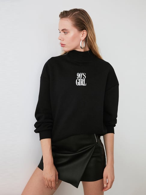 Sweatshirts for Women  Comfortable and Stylish - Trendyol