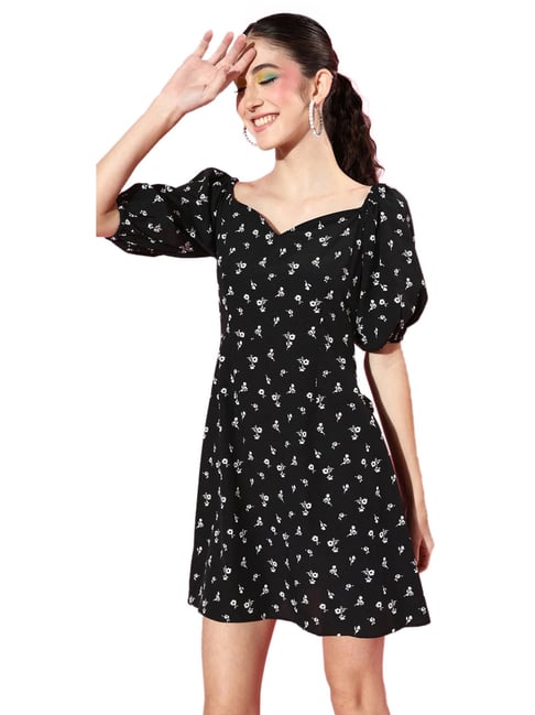 Sera Black Floral Print A-Line Dress-picture-23