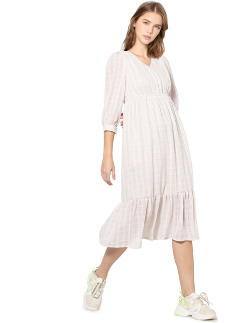 Only Off White Checks Maxi Dress Price in India