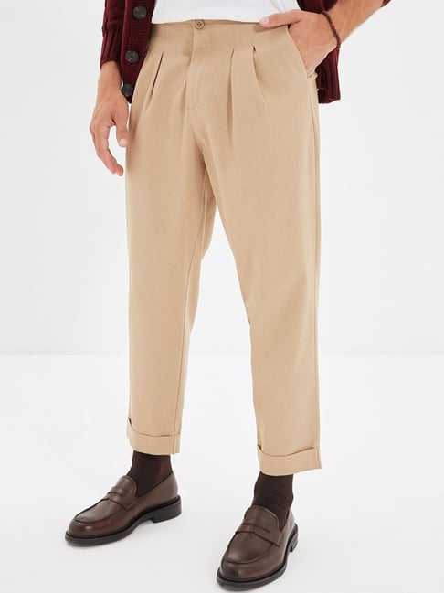Buy Trendyol High Waist Cropped Hem Trousers In Grey | 6thStreet Bahrain