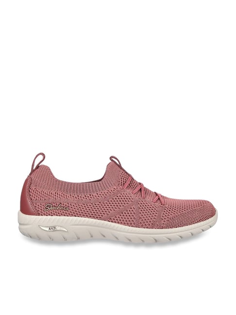 Rose hot sale pink skechers