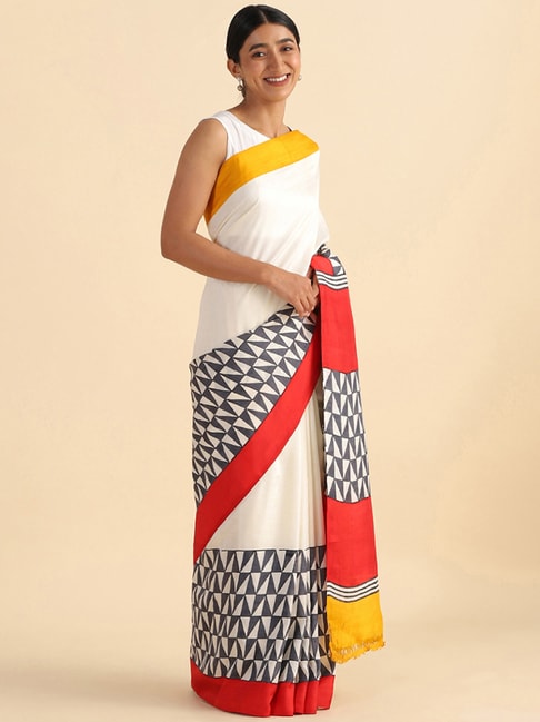 TANEIRA White Printed Saree With Unstitched Blouse Piece Price in India