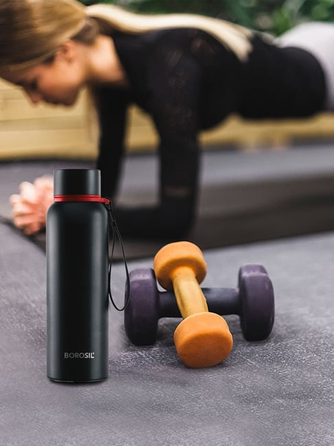 Buy Borosil Black Hydra Trek Bottle 500 ml at Best Price Tata CLiQ