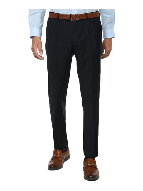 Buy Men Khaki Slim Fit Textured Pleated Formal Trousers Online - 637963 | Louis  Philippe