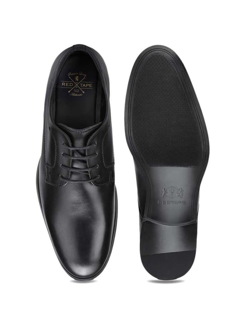 Red Tape - Scarpe in pelle nera con fibbie e fascette a contrasto