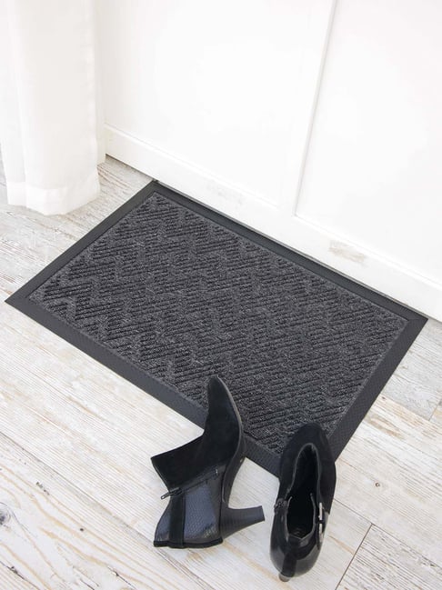 Ariana Dark Grey Microfibre Single Happy Feet Outdoor Door Mat - Set of 1