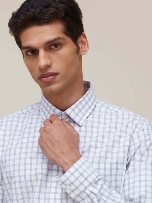 WES Formals by Westside White Checkered Relaxed Fit ShirtWES Formals
