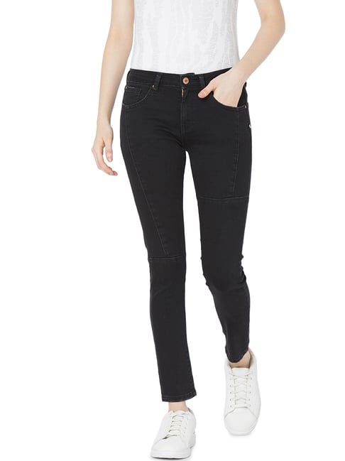 Spykar Black Skinny Fit Lightly Washed Jeans (YNR)-image-25
