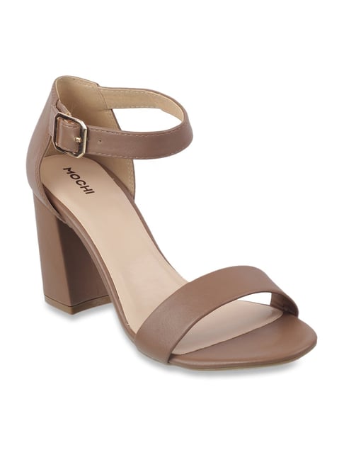 Mochi Women's Gold Fashion Sandals-8 UK (41 EU) (32-9487) : Amazon.in:  Fashion