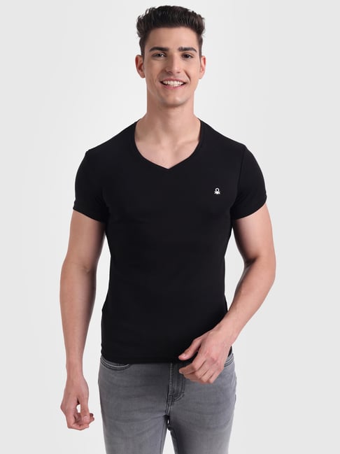 United Colors Of Benetton Black Cotton Regular Fit T-Shirt