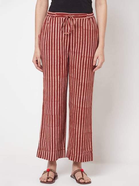 Gingham Palace Soufflé turned up pants  red stripes