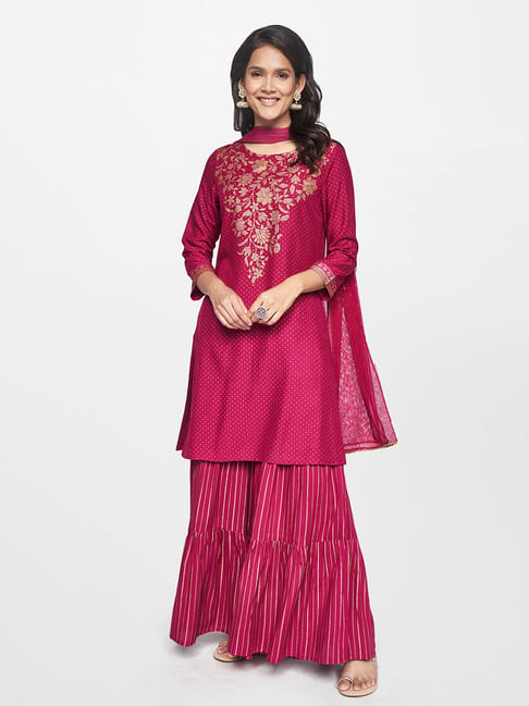 ITSE Fuchsia Printed Kurta with Palazzos and Dupatta Price in India