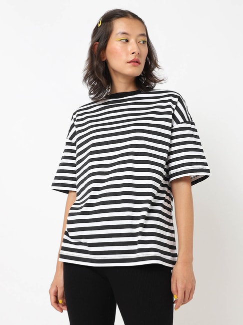 Bewakoof White & Black Striped T-Shirt Price in India