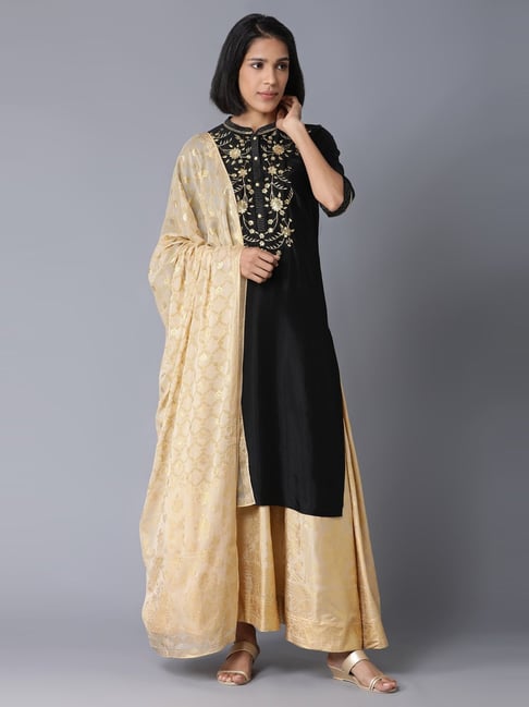 Gold skirt outlet with kurta