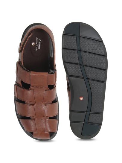 Clarks Mens Un Trek Part Dark Tan Leather Velcro Strap Sandals 26131860