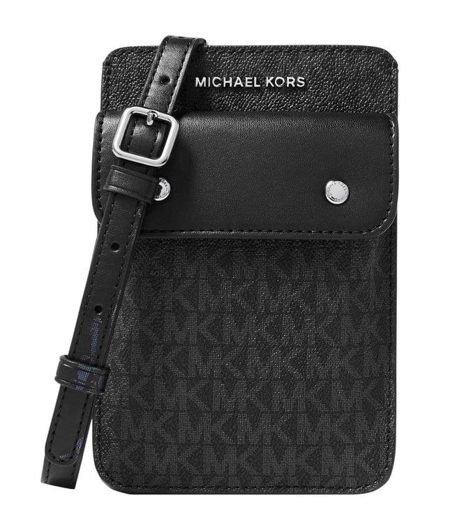 Buy MICHAEL Michael Kors Black Jet Set Travel Messenger Bag for Women  Online @ Tata CLiQ Luxury