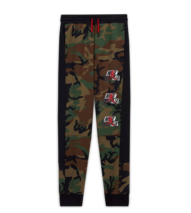 camouflage nike jordan joggers