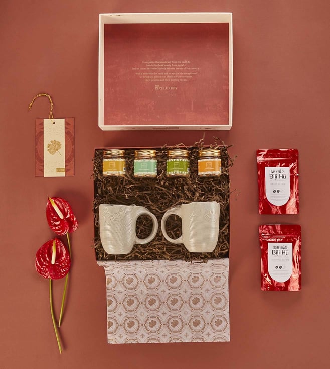 Buy Coffee Klatch Box Online Tata CLiQ Luxury