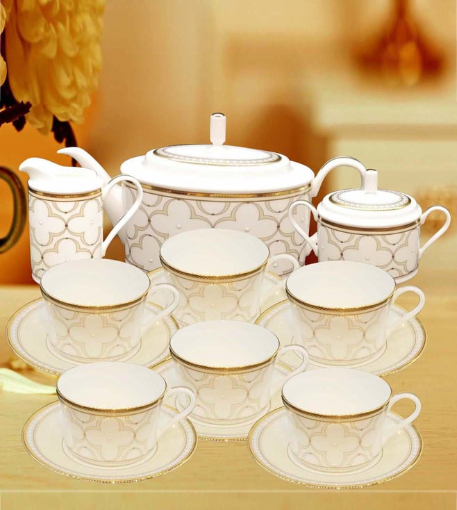 Buy Noritake 17-Piece Gold Trefolio Tea Set Online @ Tata CLiQ Luxury