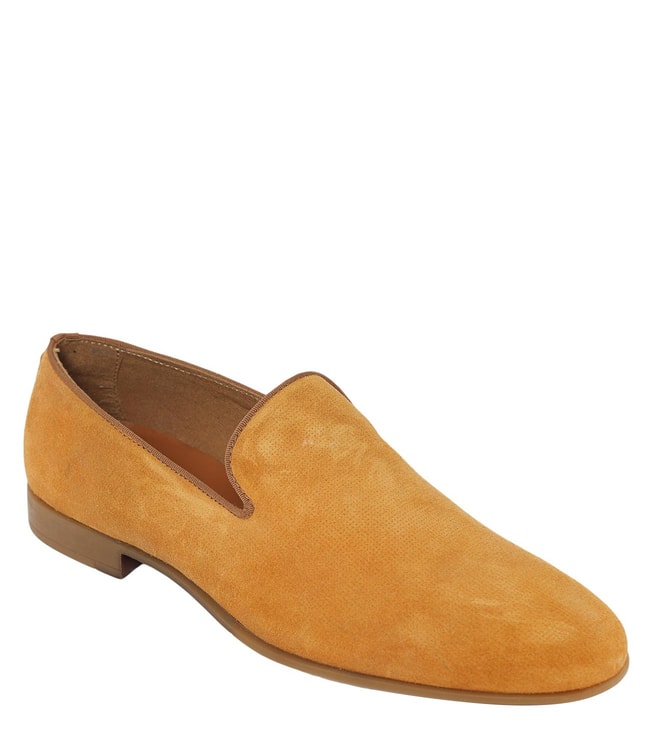 Hop Mercur De încredere  Buy Aldo Dark Yellow Tralisien Leather Men Slip On Loafers Online @ Tata  CLiQ Luxury