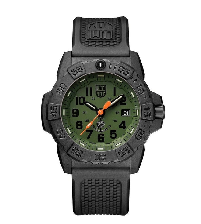 luminox solar