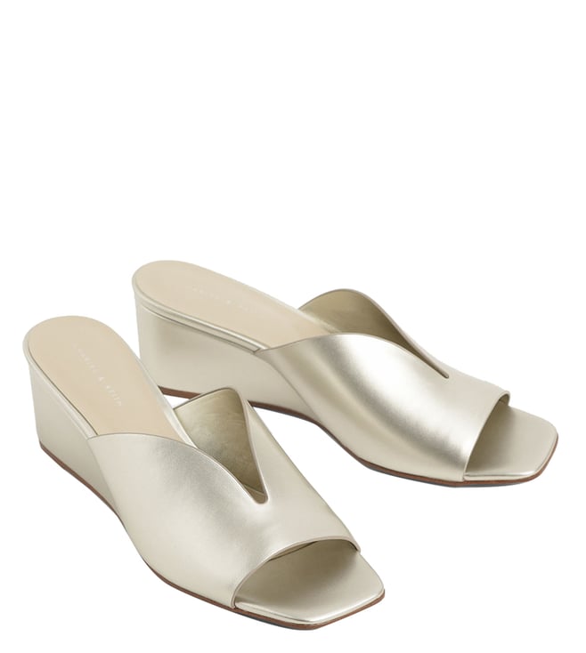 Buy Coach Peanut & Oak ALLY Logo Slide Sandals for Women Online @ Tata CLiQ  Luxury