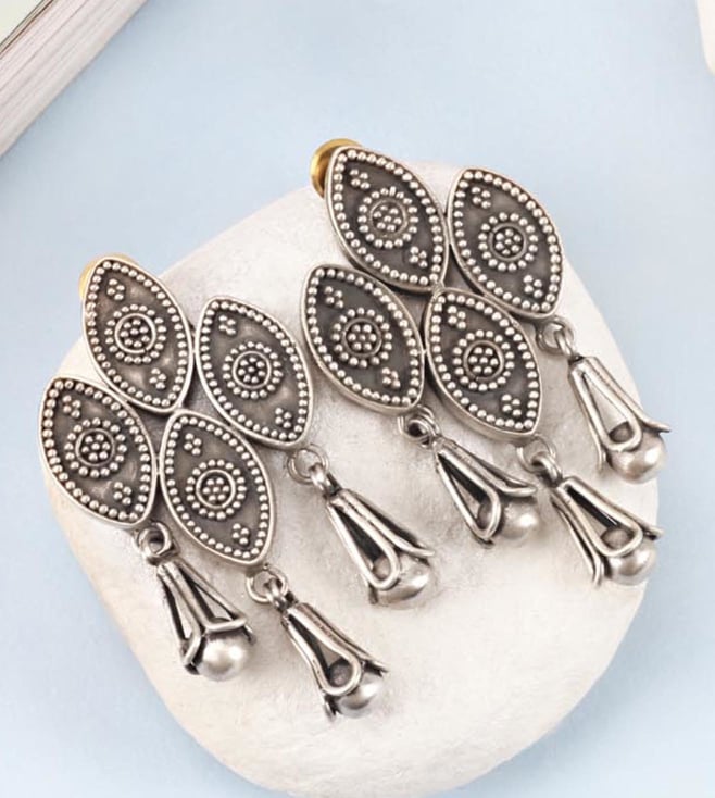 Buy online Silver Brass Studs Earring from fashion jewellery for Women by  Studio B40 for 859 at 10 off  2023 Limeroadcom