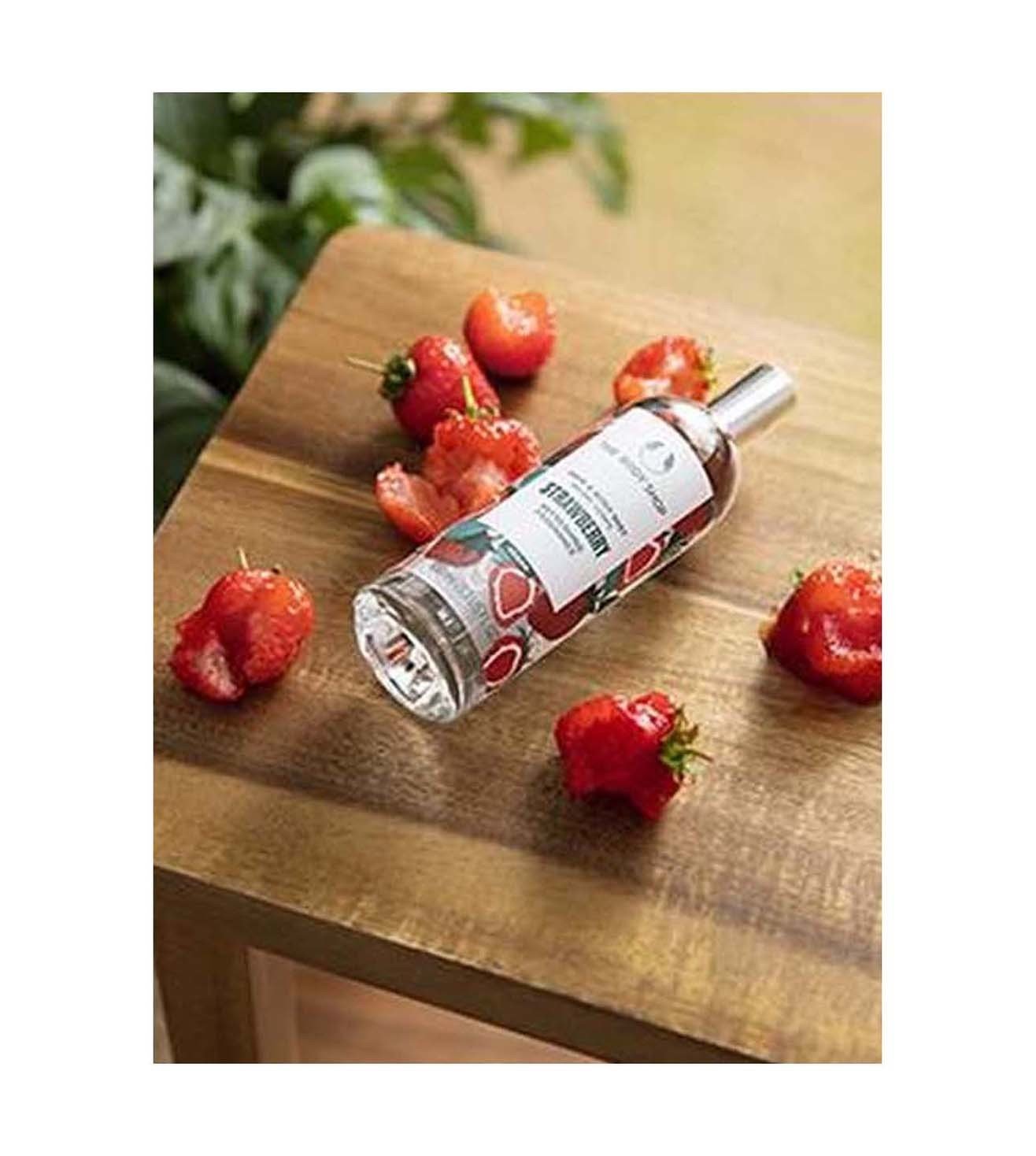 Body shop strawberry online mist