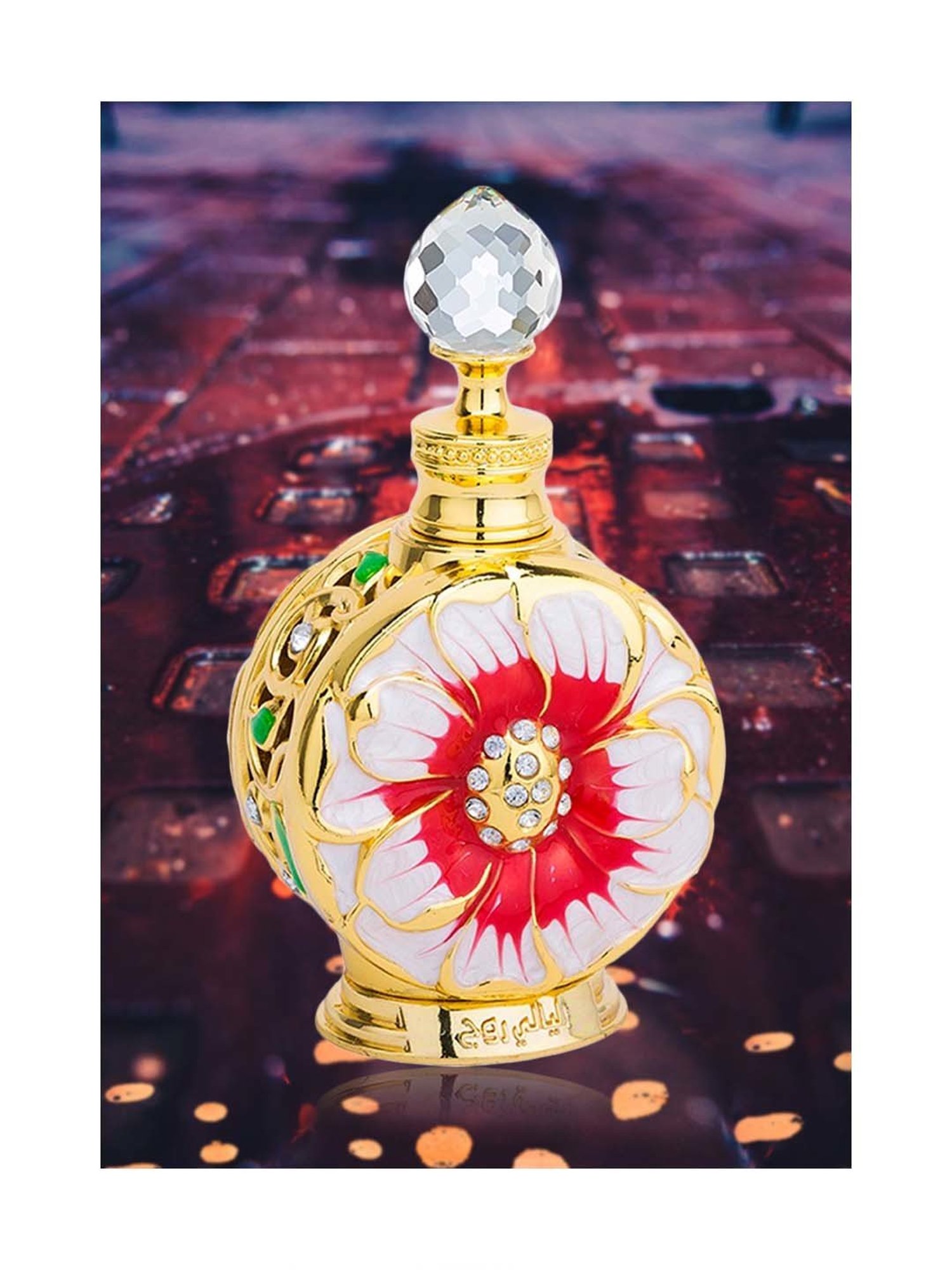 Buy Swiss Arabian Layali Rouge 996 Concentrated Perfume Oil - 15 ml Online  At Best Price @ Tata CLiQ