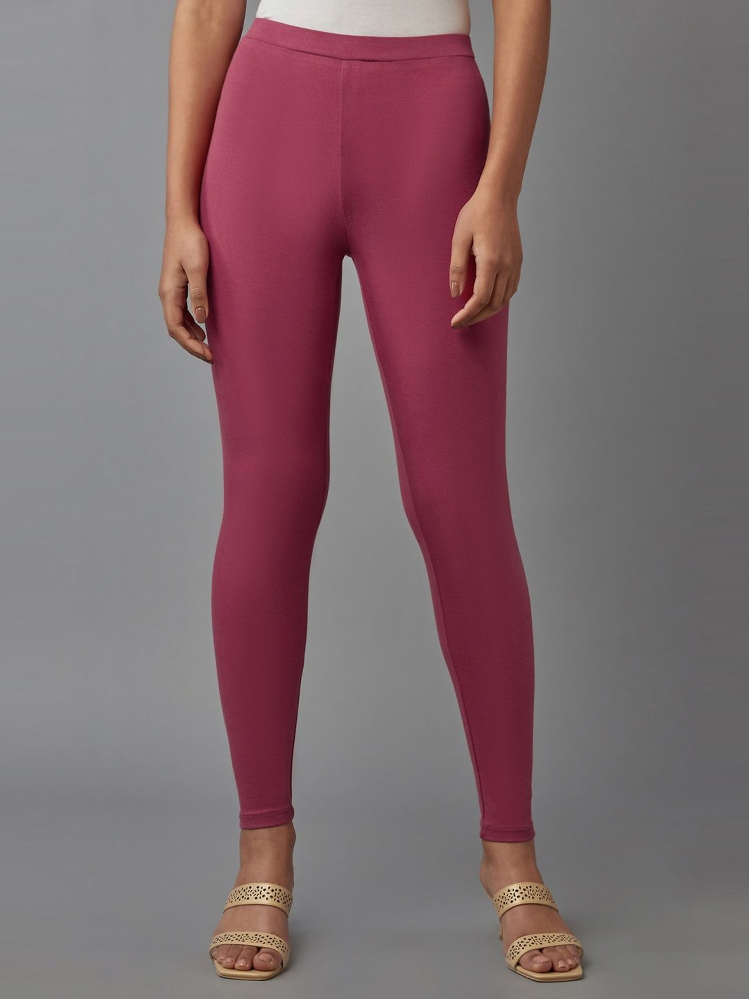 Buy Skechers Pink High Rise Tights for Women Online @ Tata CLiQ
