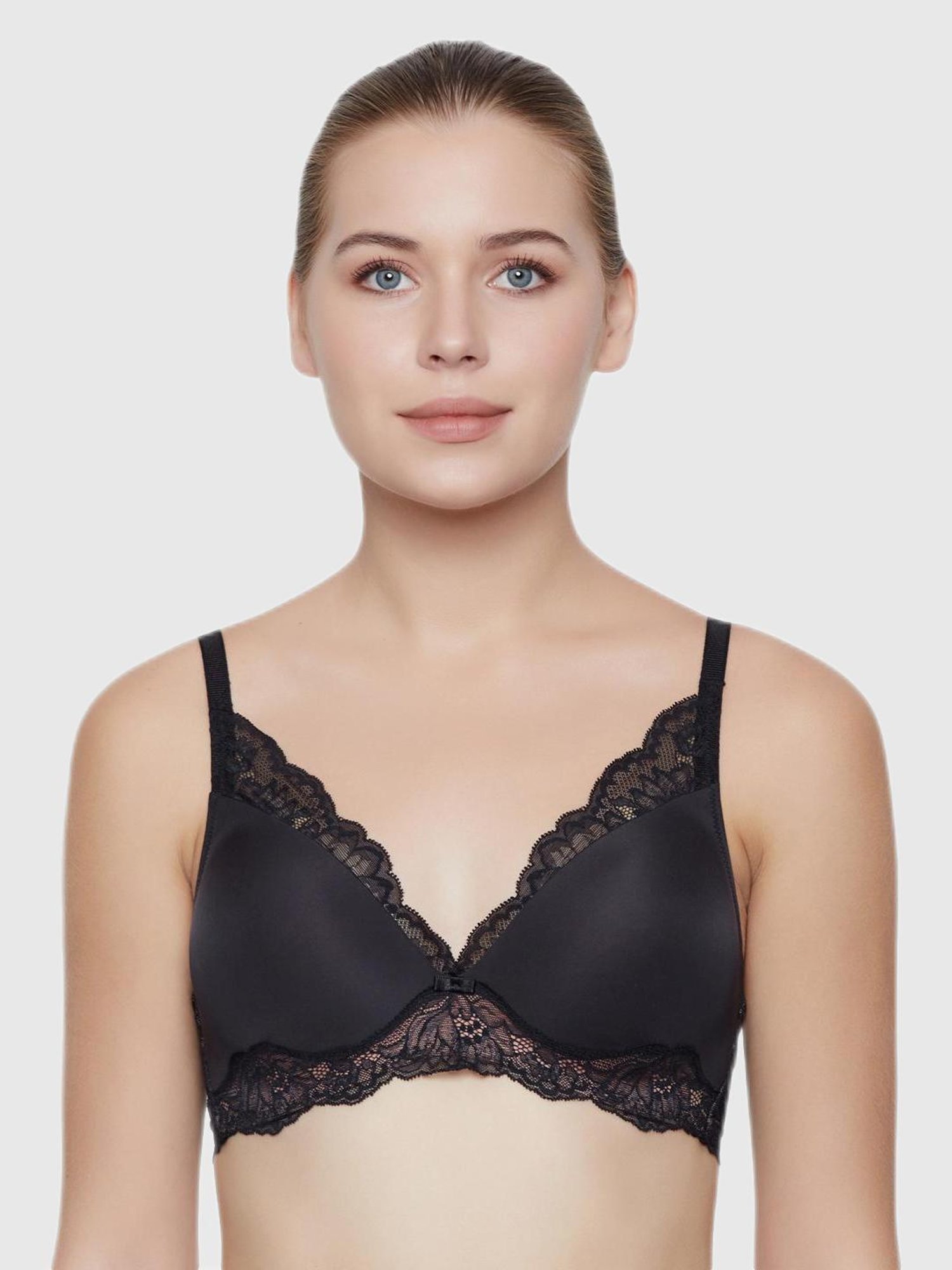 Buy Triumph Black Lace Padded Bra for Women Online @ Tata CLiQ