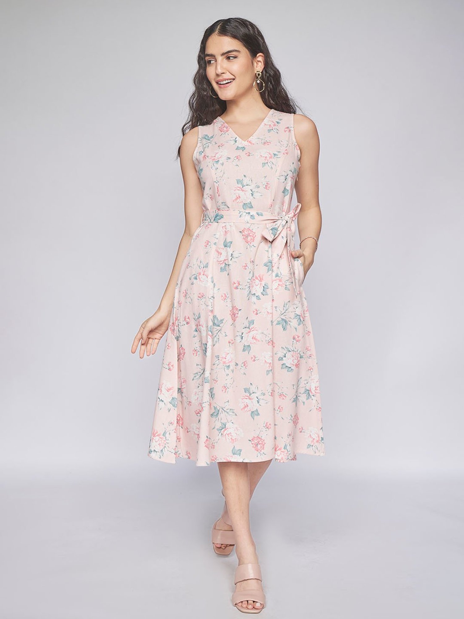 Buy Puma Mint & Pink Cotton Floral Print Shift Dress for Women Online @  Tata CLiQ