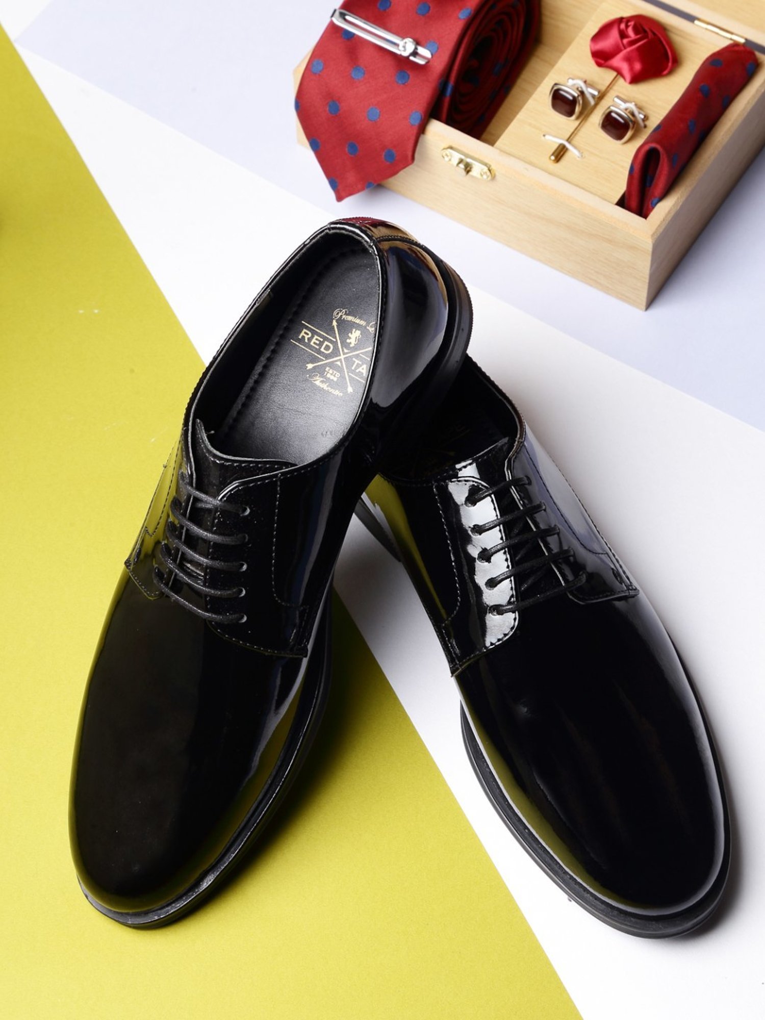 Yanko black patent leather slippers | World class shoes | Skolyx