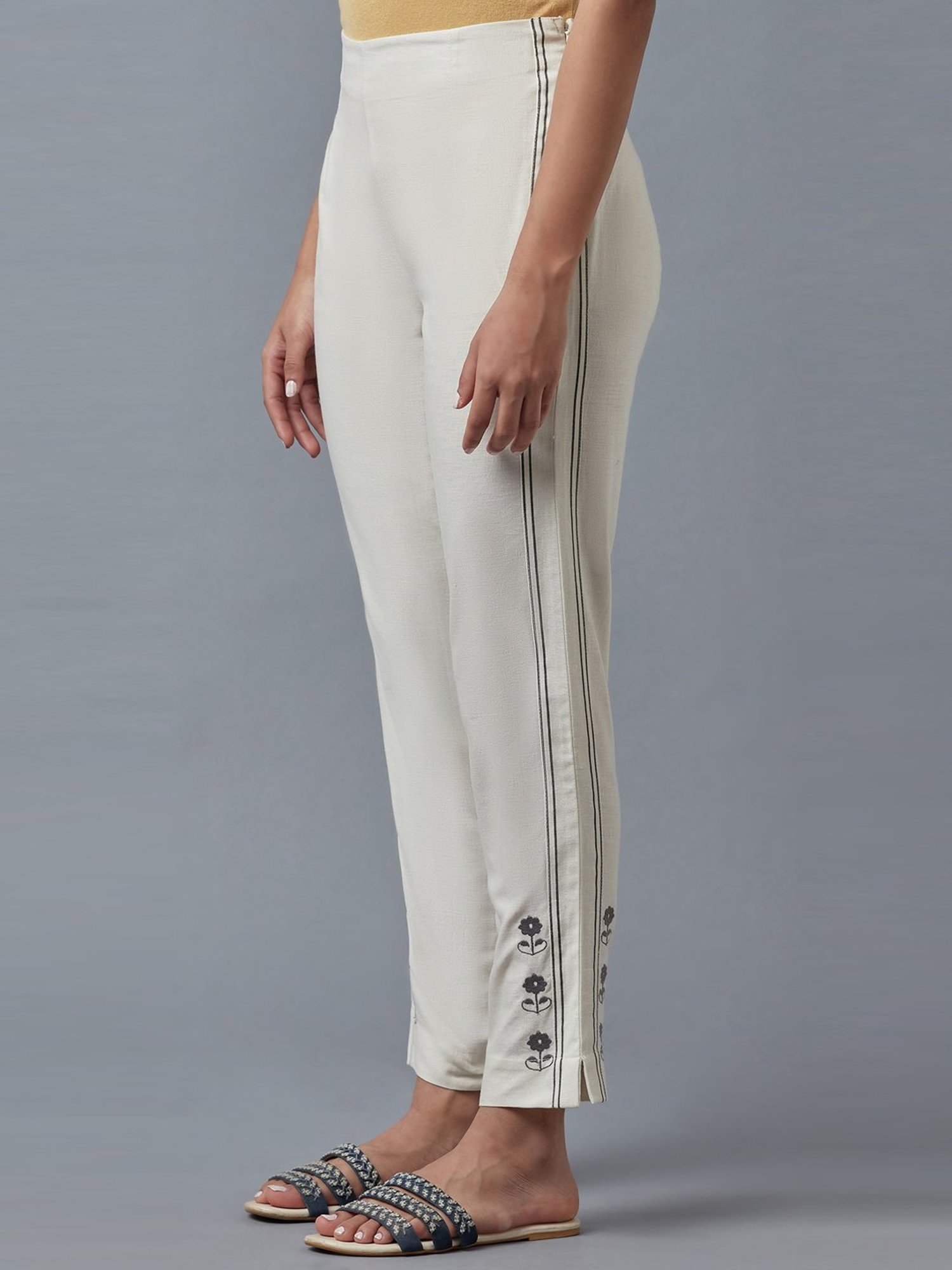 Women's Designer Pants & Shorts: Wide Leg, Trousers, Joggers | Vince