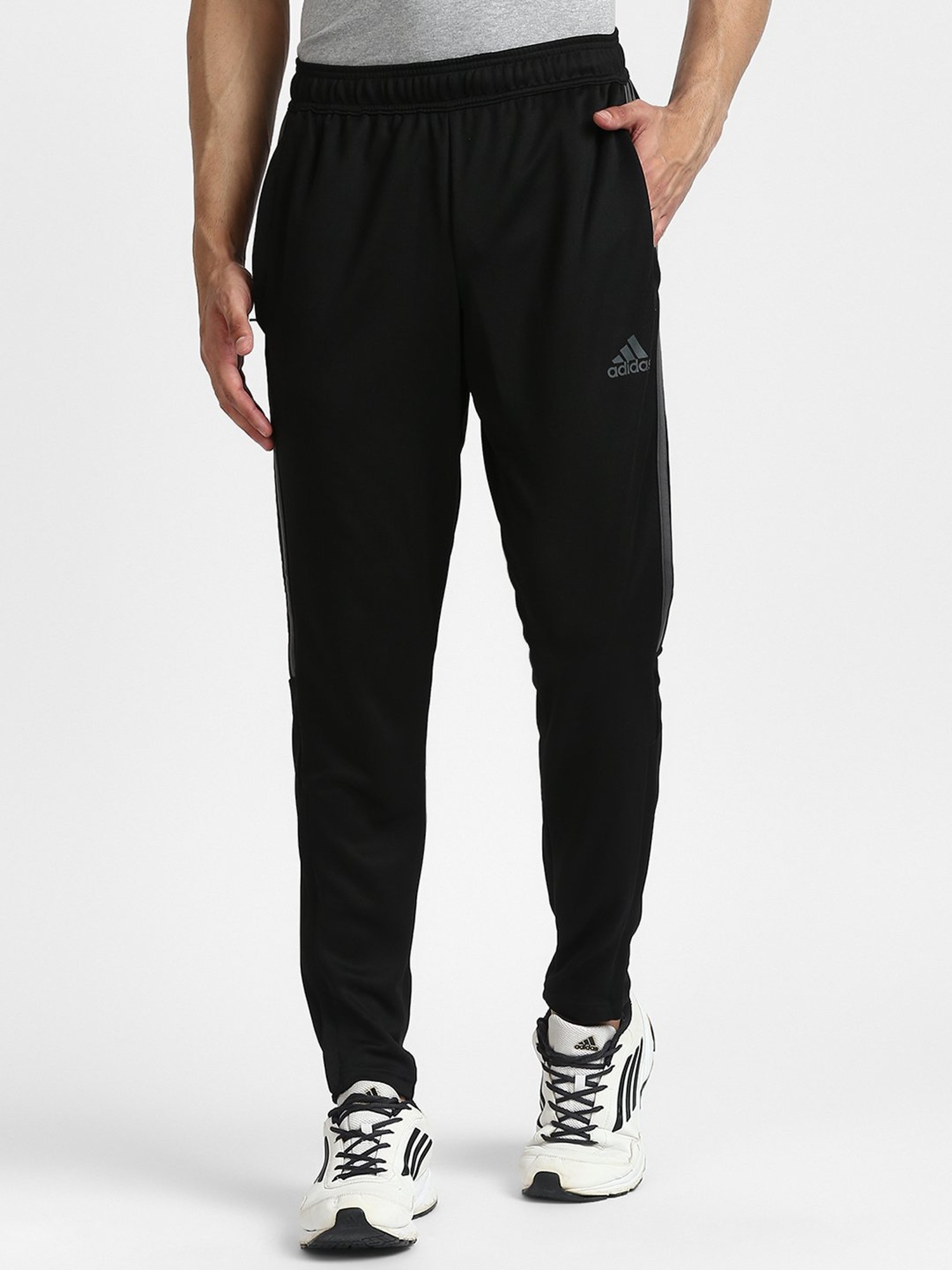 adidas - Superstar Relaxed Cropped Track Pants | Track pants mens, Running  clothes, Short sweatpants