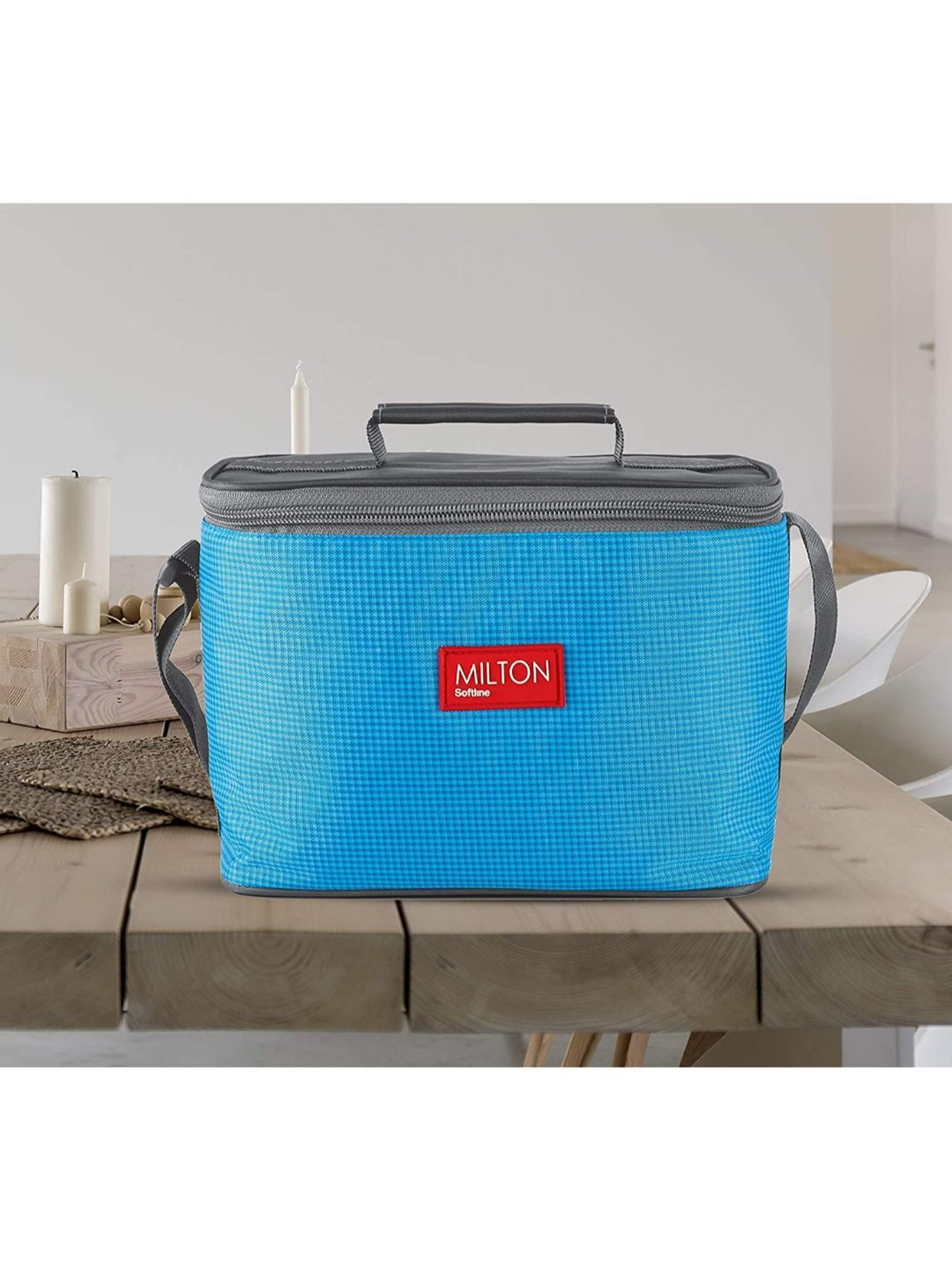 Buy MILTON Insulated Lunch Box with 4 Container | Shoppers Stop